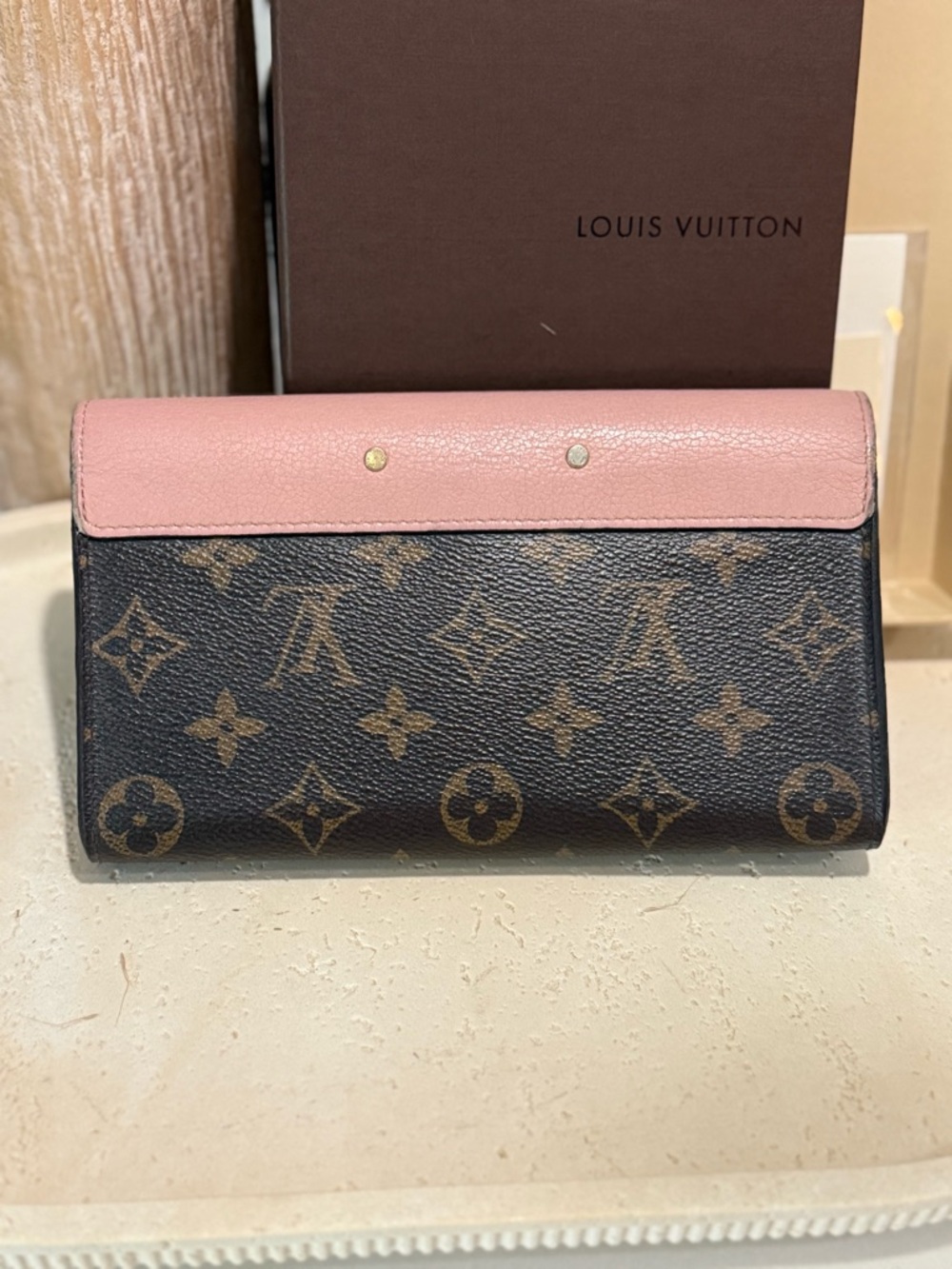 Louis Vuitton Pallas Wallet: Rose Ballerina - Picture 7 of 15
